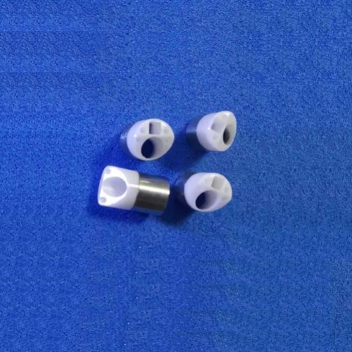 Ceramic structural head for Medical endoscope